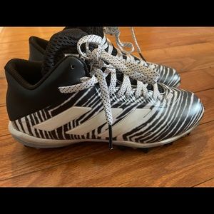 Football cleats size 6 Youth
